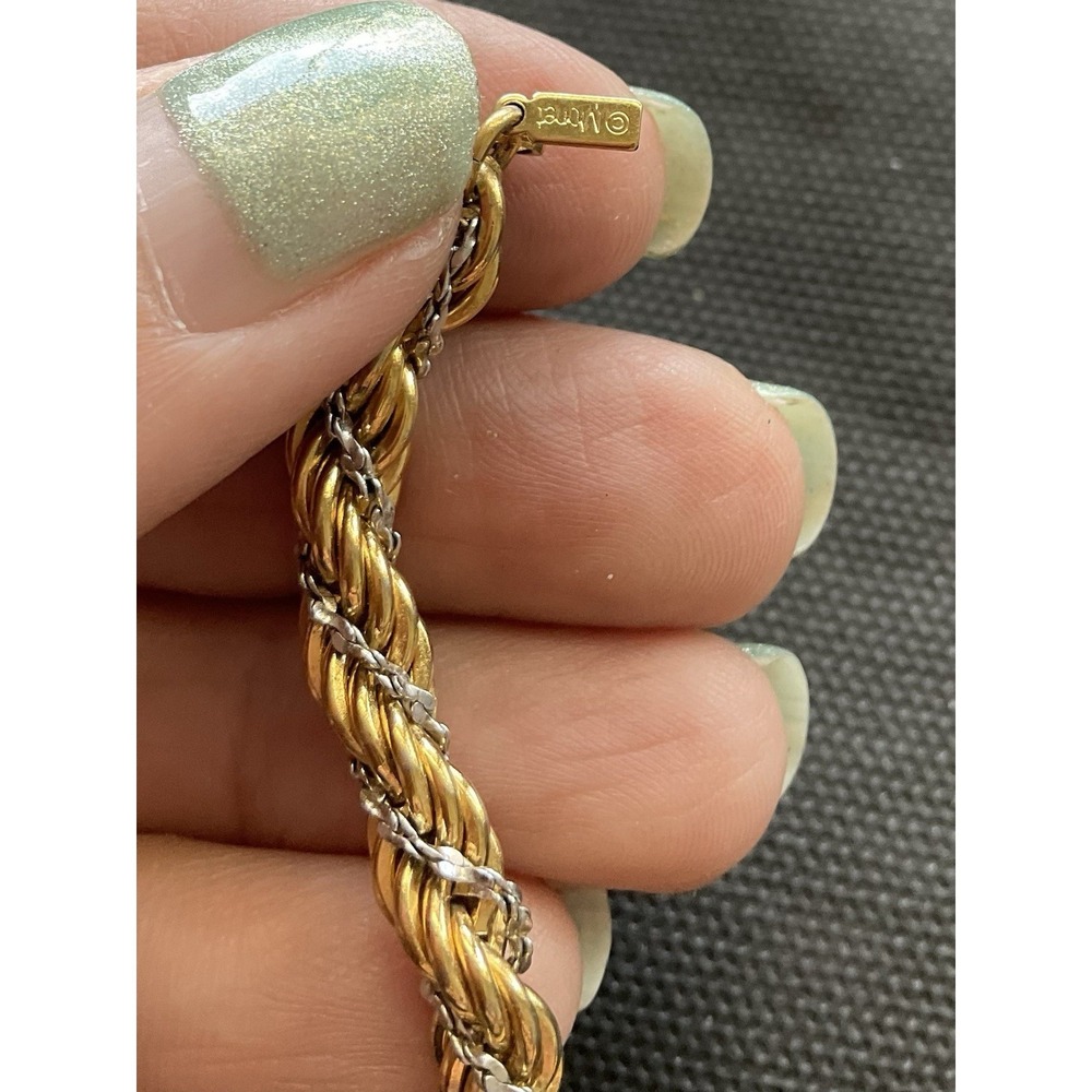 Vintage signed Monet gold tone twisted chain bracelet two tone estate jewelry - Picture 2 of 5